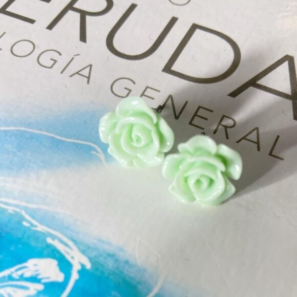 Alquimia Mint Green Rose Earrings - Picture 1 of 3